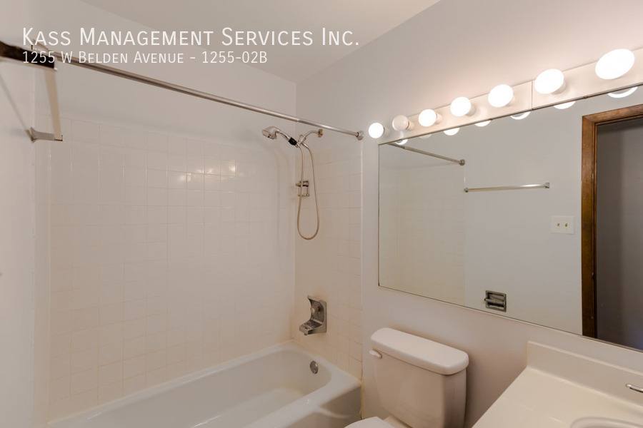 Apartment for rent at 1255 W Belden Ave #2B, Chicago, IL 60614