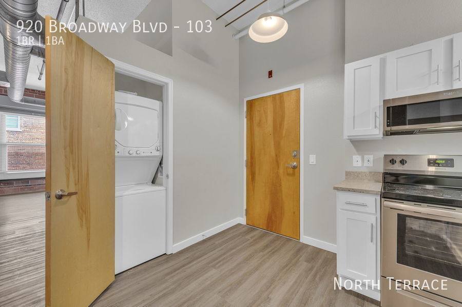 Apartment for rent at 920 Broadway Blvd #103, Kansas City, MO 64105