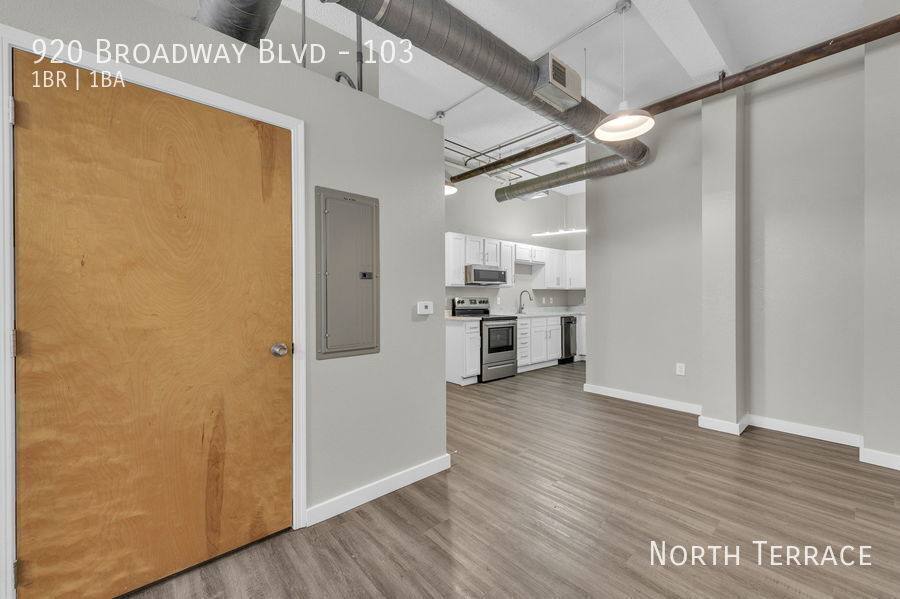 Apartment for rent at 920 Broadway Blvd #103, Kansas City, MO 64105