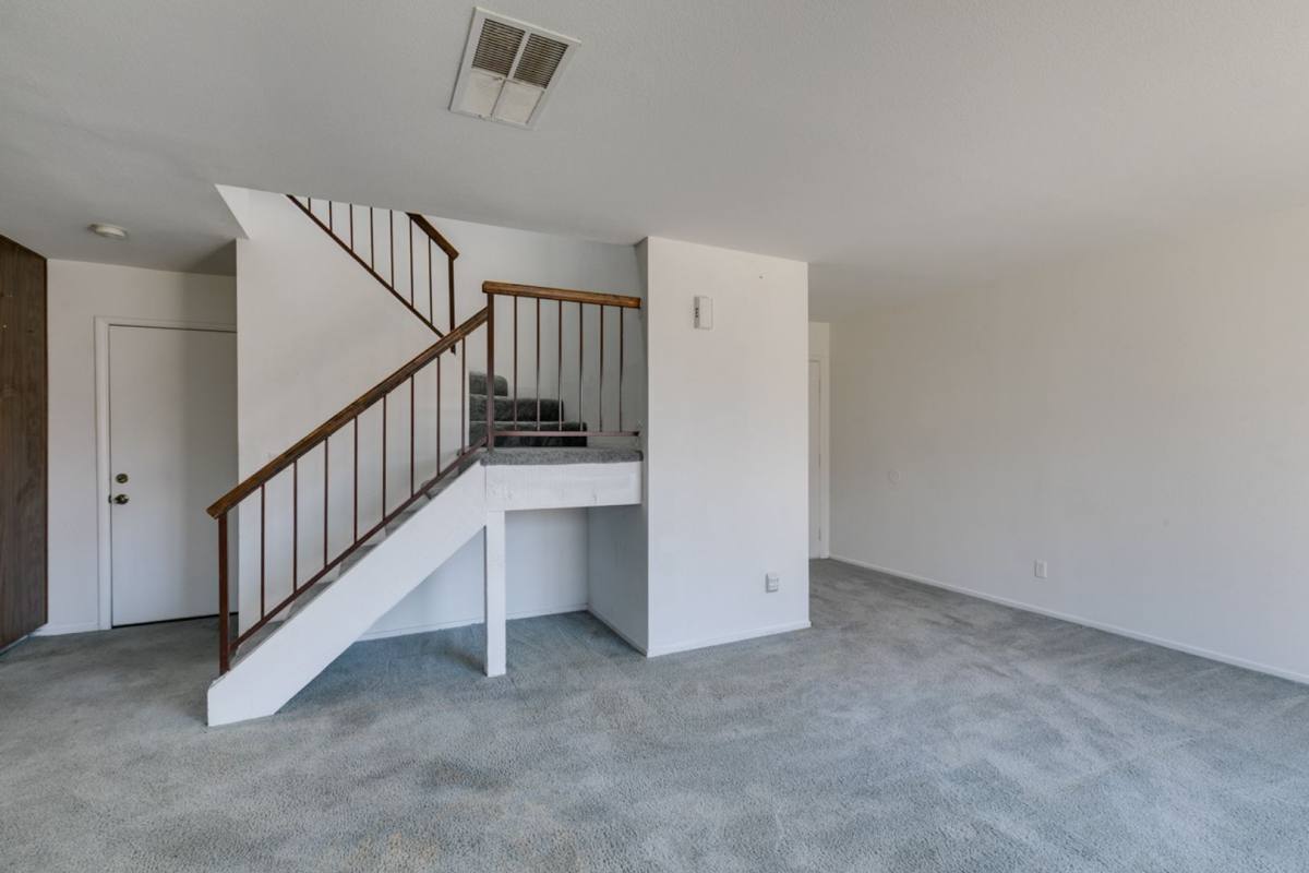 Townhouse for rent at 4335 Galore Ave, Las Vegas, NV 89115