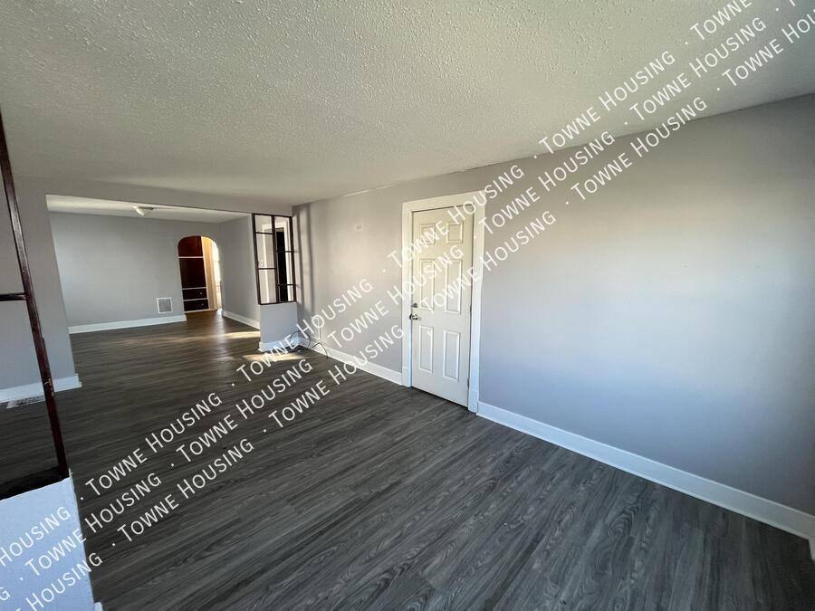 Apartment for rent at 15 Beatrice Ave #1, Buffalo, NY 14207