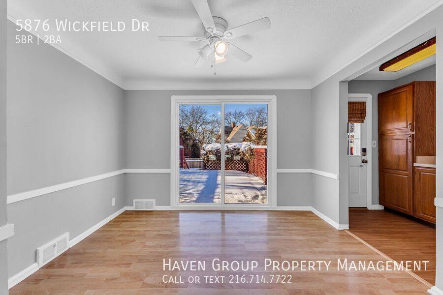 House for rent at 5876 Wickfield Dr, Cleveland, OH 44130