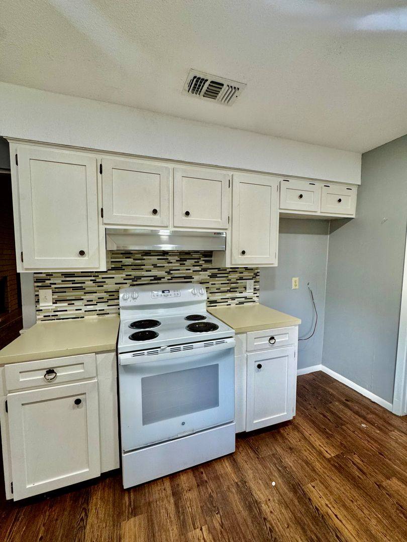 House for rent at 5122 Moultrie Dr, Corpus Christi, TX 78413