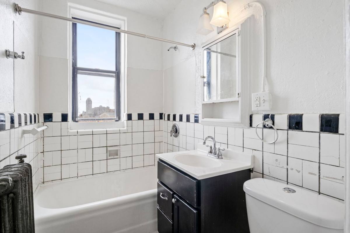 Apartment for rent at 28 E 16th St, Indianapolis, IN 46202