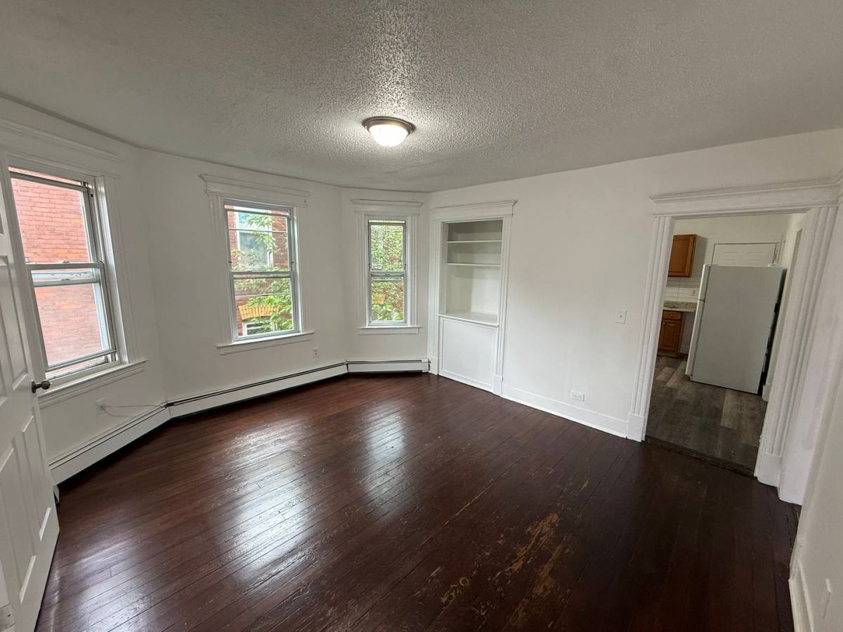Apartment for rent at 122-124 Shultas Place, Hartford, CT 06114