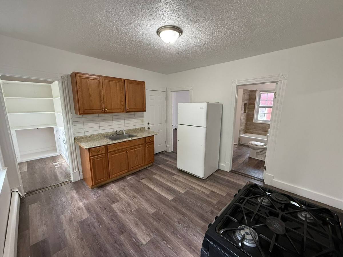 Apartment for rent at 122-124 Shultas Place, Hartford, CT 06114