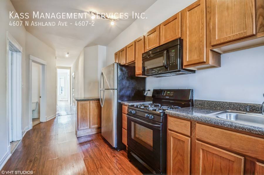 Apartment for rent at 4607 N Ashland Ave #2, Chicago, IL 60640