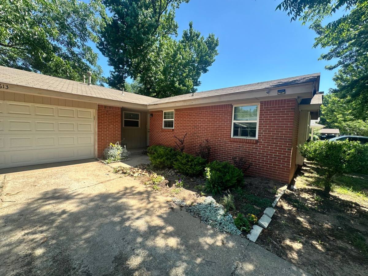 House for rent at 1613 Vine St, Norman, OK 73069