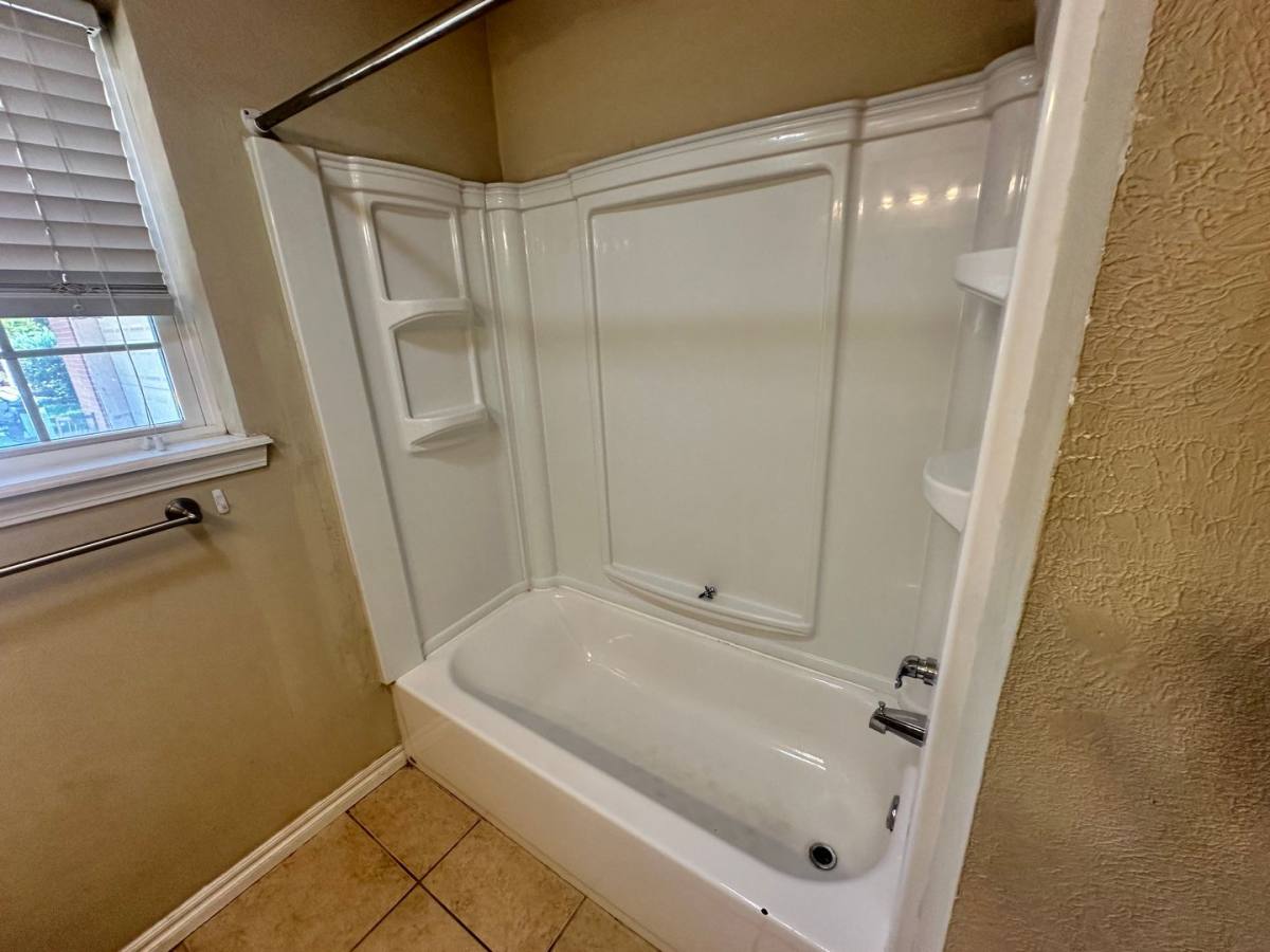 House for rent at 1613 Vine St, Norman, OK 73069
