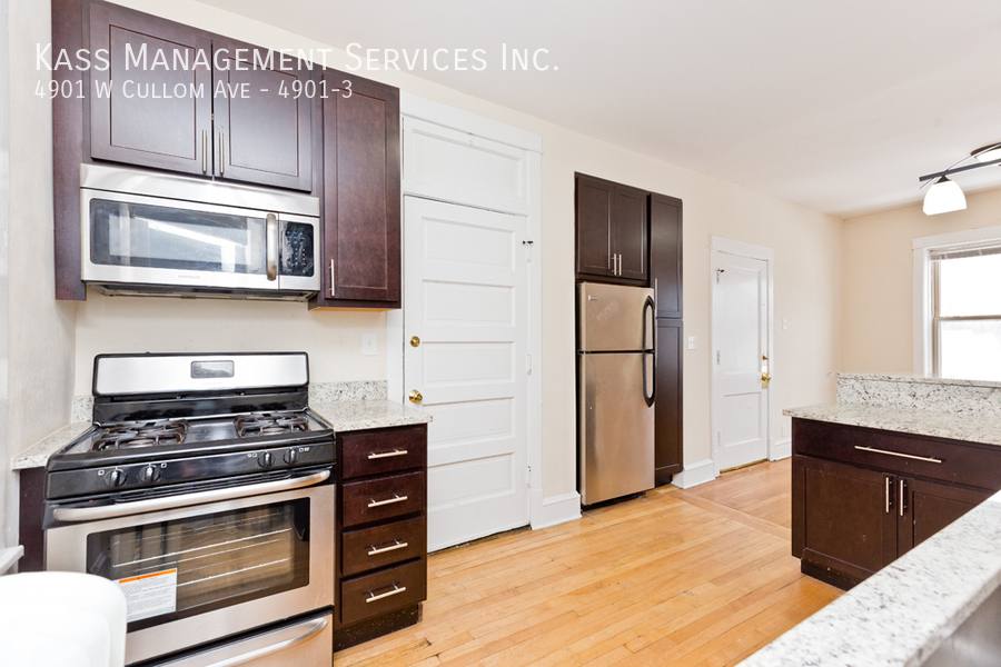 Apartment for rent at 4901 W Cullom Ave #3, Chicago, IL 60641
