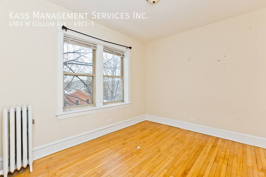 Apartment for rent at 4901 W Cullom Ave #3, Chicago, IL 60641