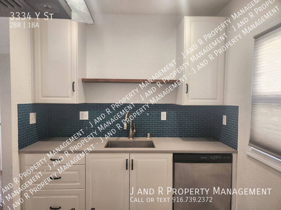 House for rent at 3334 Y St, Sacramento, CA 95817