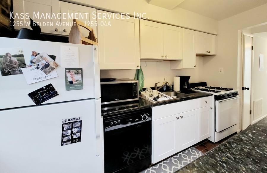 Apartment for rent at 1255 W Belden Ave #4A, Chicago, IL 60614