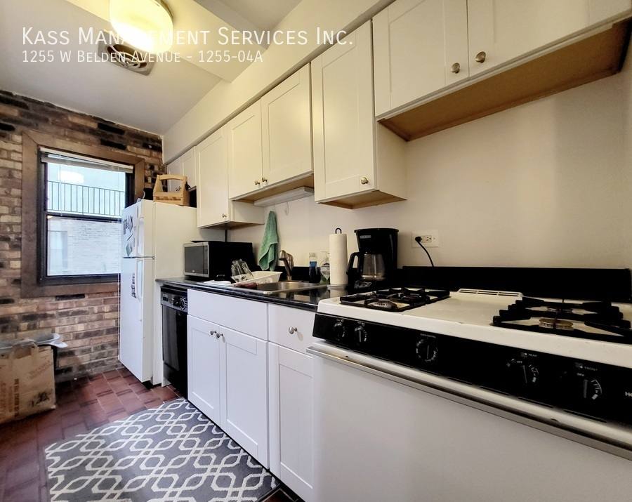 Apartment for rent at 1255 W Belden Ave #4A, Chicago, IL 60614