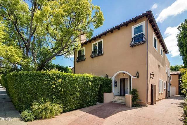 Apartment for rent at 748 N La Jolla Ave #748, Los Angeles, CA 90046