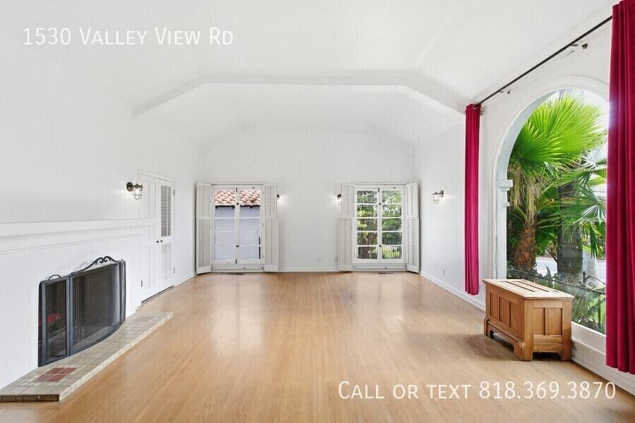 House for rent at 1530 Valley View Rd, Glendale, CA 91202