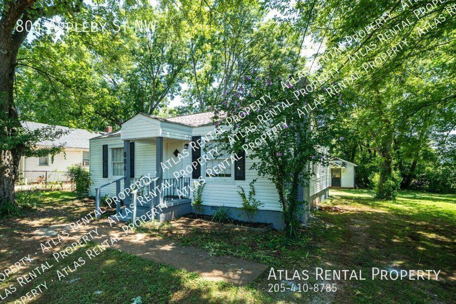 House for rent at 804 Appleby St NW, Huntsville, AL 35816