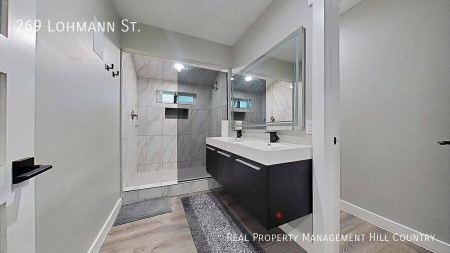 House for rent at 269 Lohmann St, Boerne, TX 78006