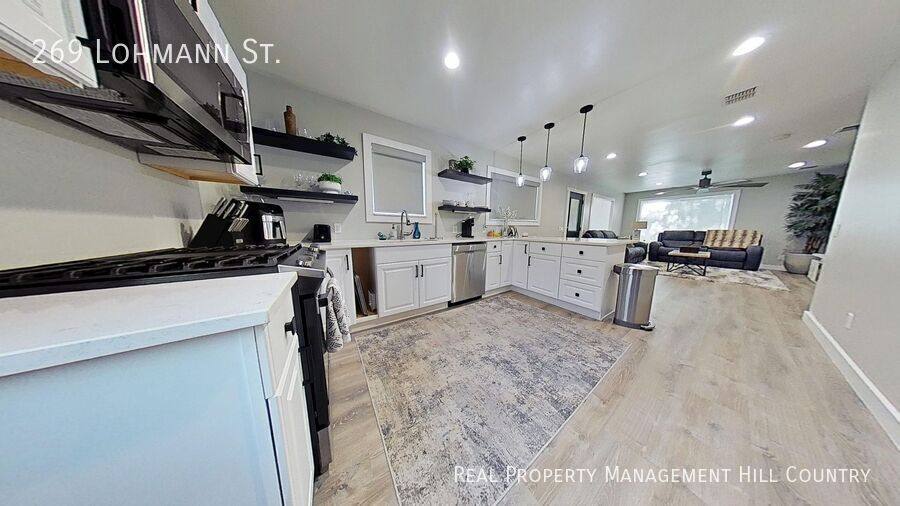 House for rent at 269 Lohmann St, Boerne, TX 78006