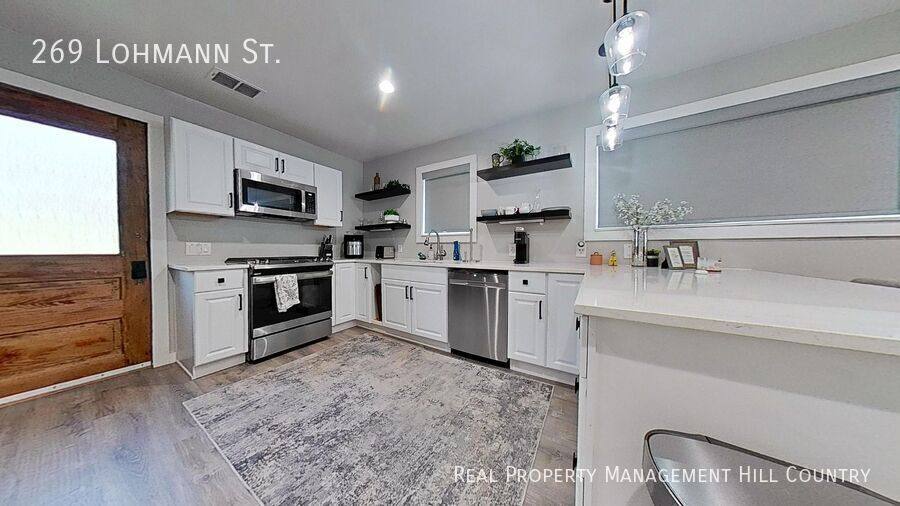 House for rent at 269 Lohmann St, Boerne, TX 78006