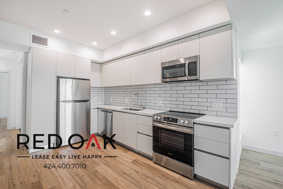 Condo for rent at 1240 Magnolia Ave #401, Los Angeles, CA 90006