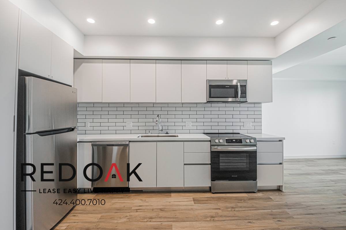 Condo for rent at 1240 Magnolia Ave #401, Los Angeles, CA 90006
