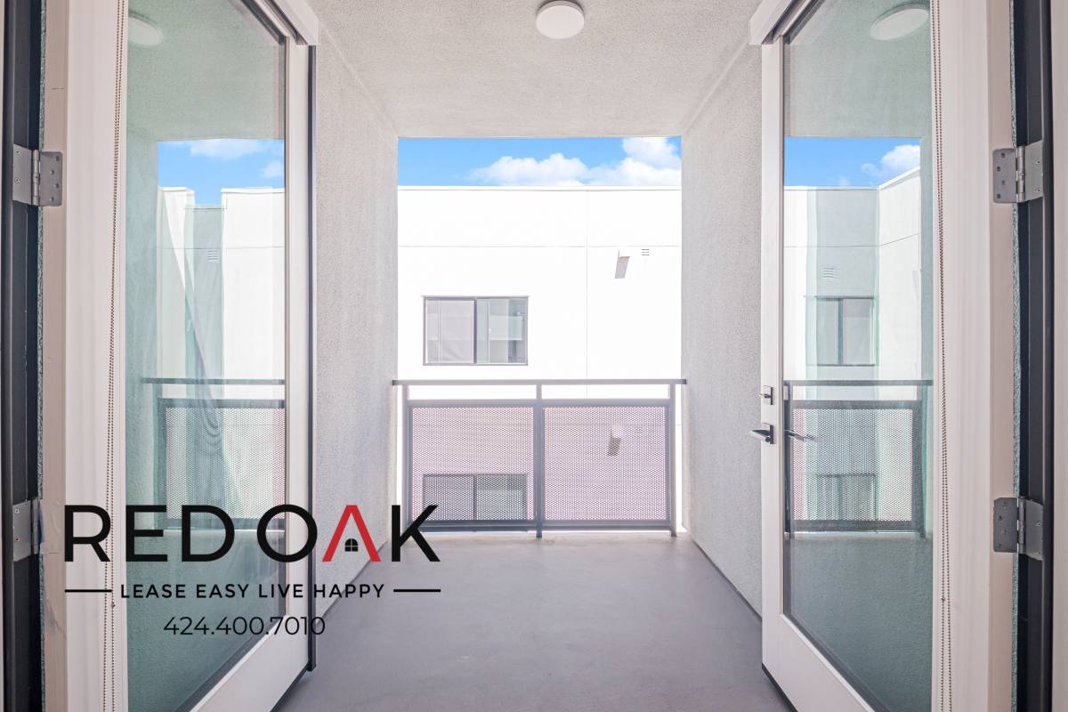 Condo for rent at 1240 Magnolia Ave #401, Los Angeles, CA 90006