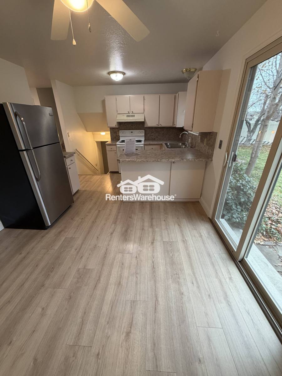 House for rent at 575 E 10315 S, Sandy, UT 84070