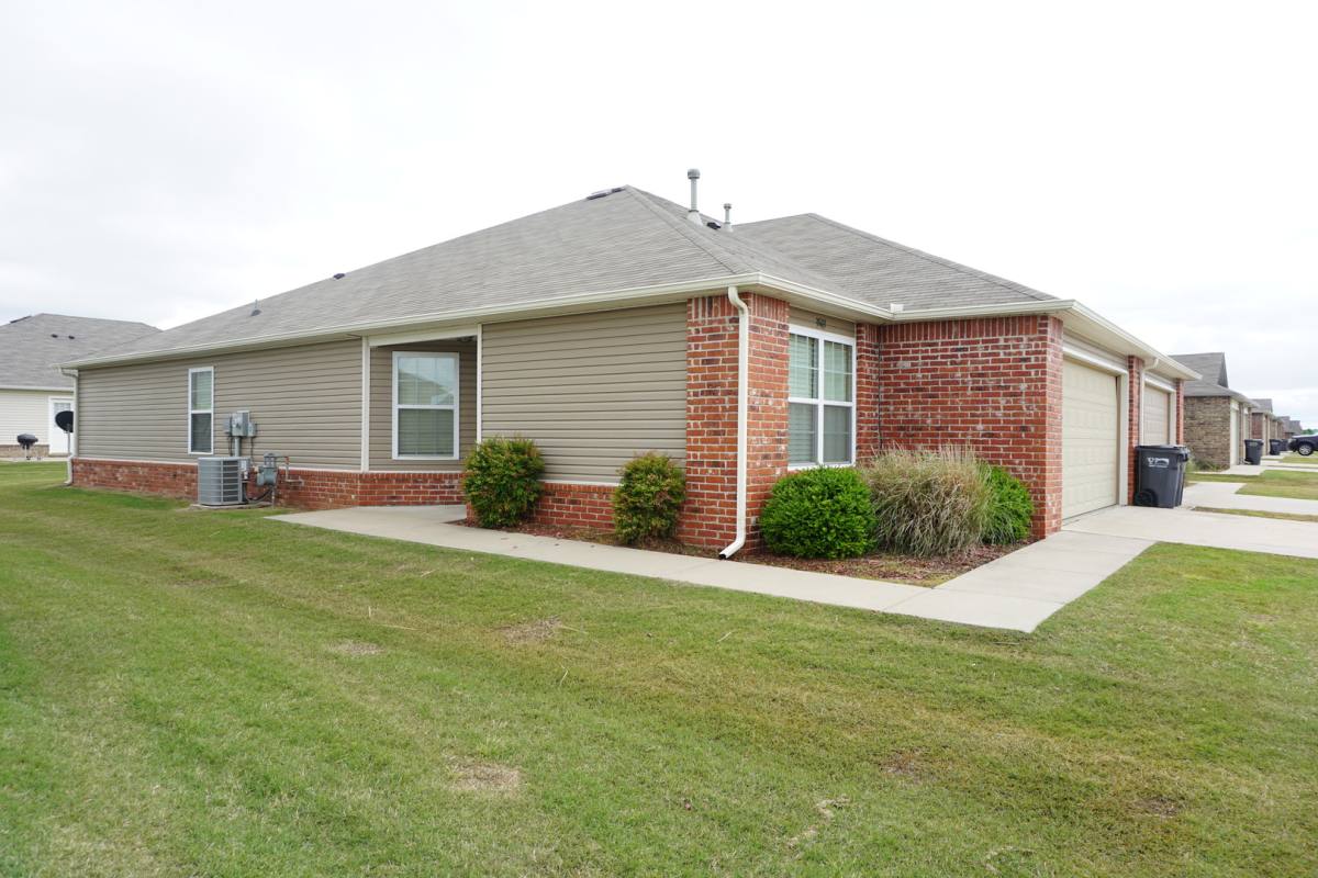 Apartment for rent at 3501 - 3503 E Hudson St, Broken Arrow, OK 74014