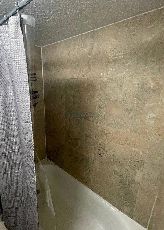 Apartment for rent at 150 SW 10th St #2, Miami, FL 33130