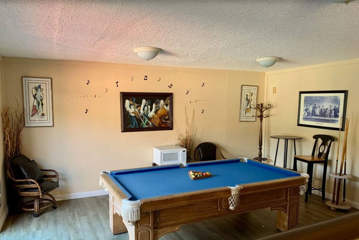 Apartment for rent at 13020 Kornblum, Hawthorne, CA 90250