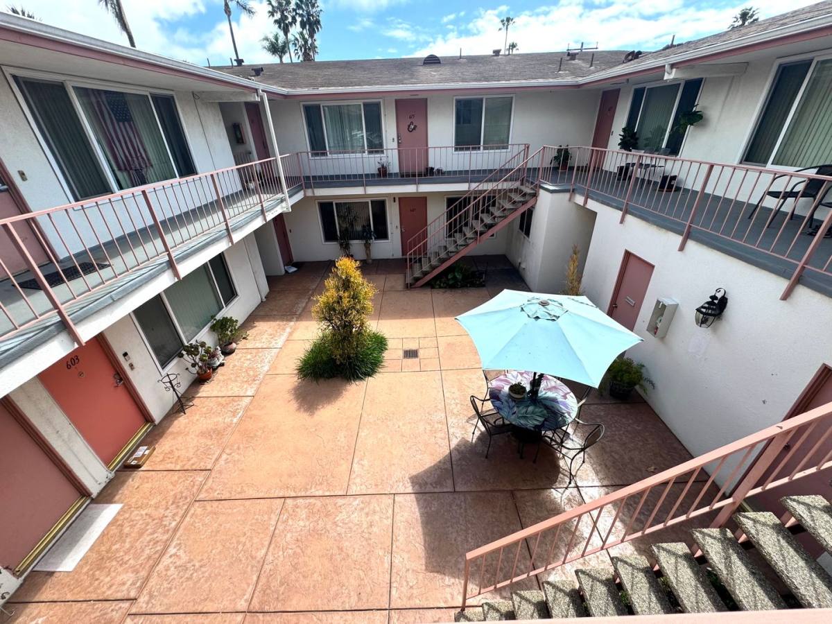 Apartment for rent at 609 Kirk Ave, Ventura, CA 93003