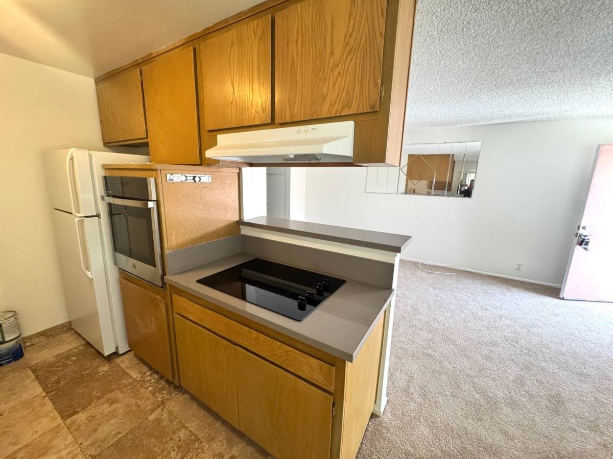 Apartment for rent at 609 Kirk Ave, Ventura, CA 93003