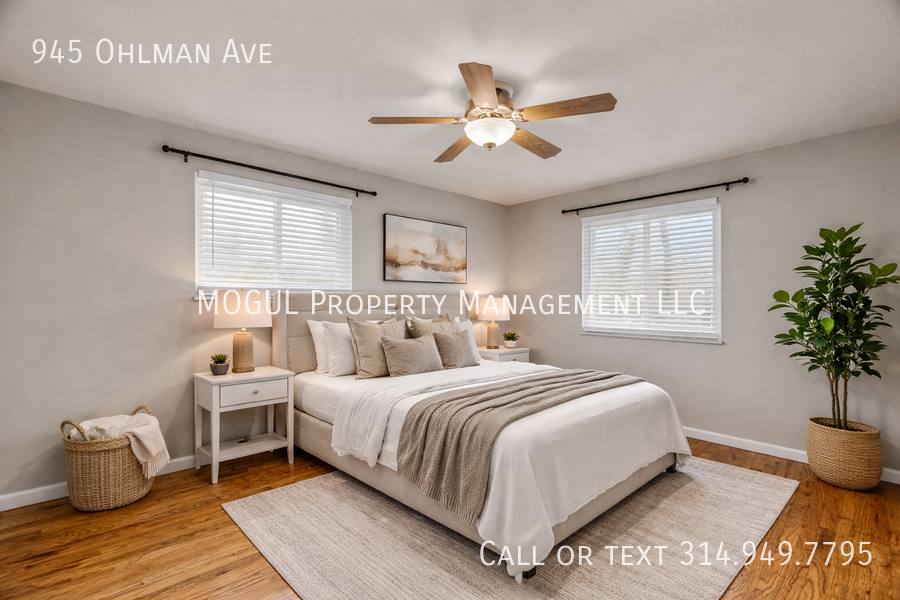 Apartment for rent at 945 Ohlman Ave, Saint Louis, MO 63122