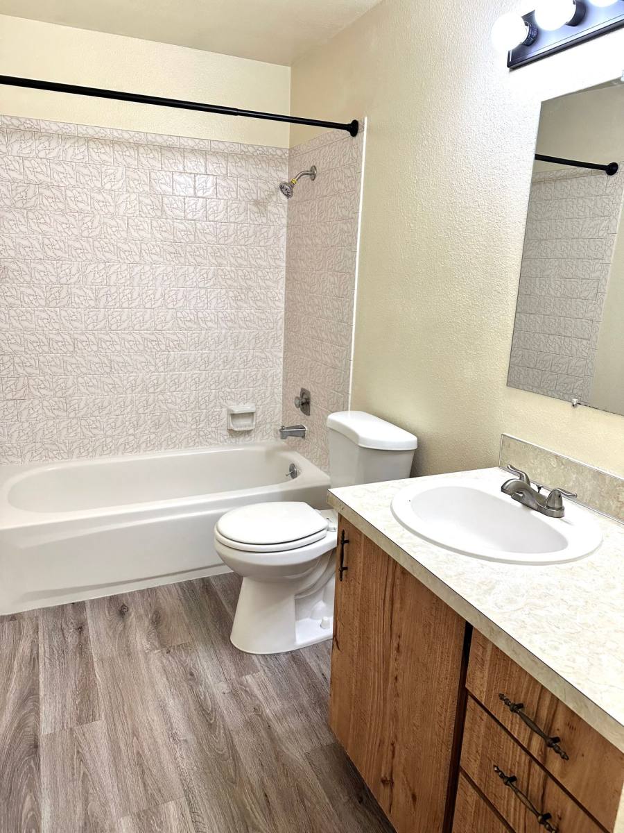 Apartment for rent at 12313-12325 107th Ave Court E, Puyallup, WA 98374