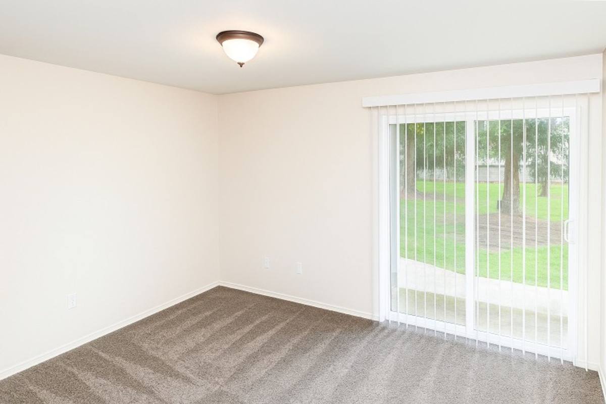 Apartment for rent at 12313-12325 107th Ave Court E, Puyallup, WA 98374