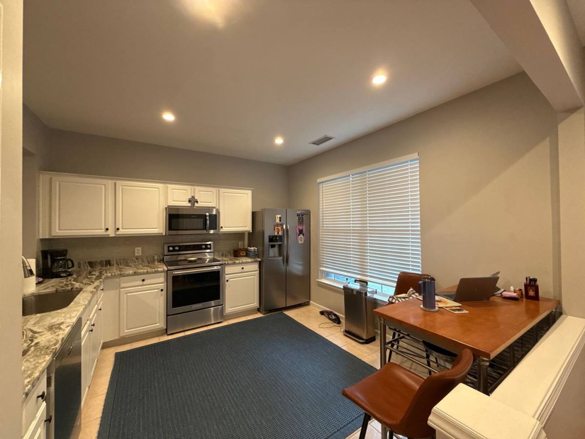 Townhouse for rent at 6941 Rothchild Dr, Charlotte, NC 28270