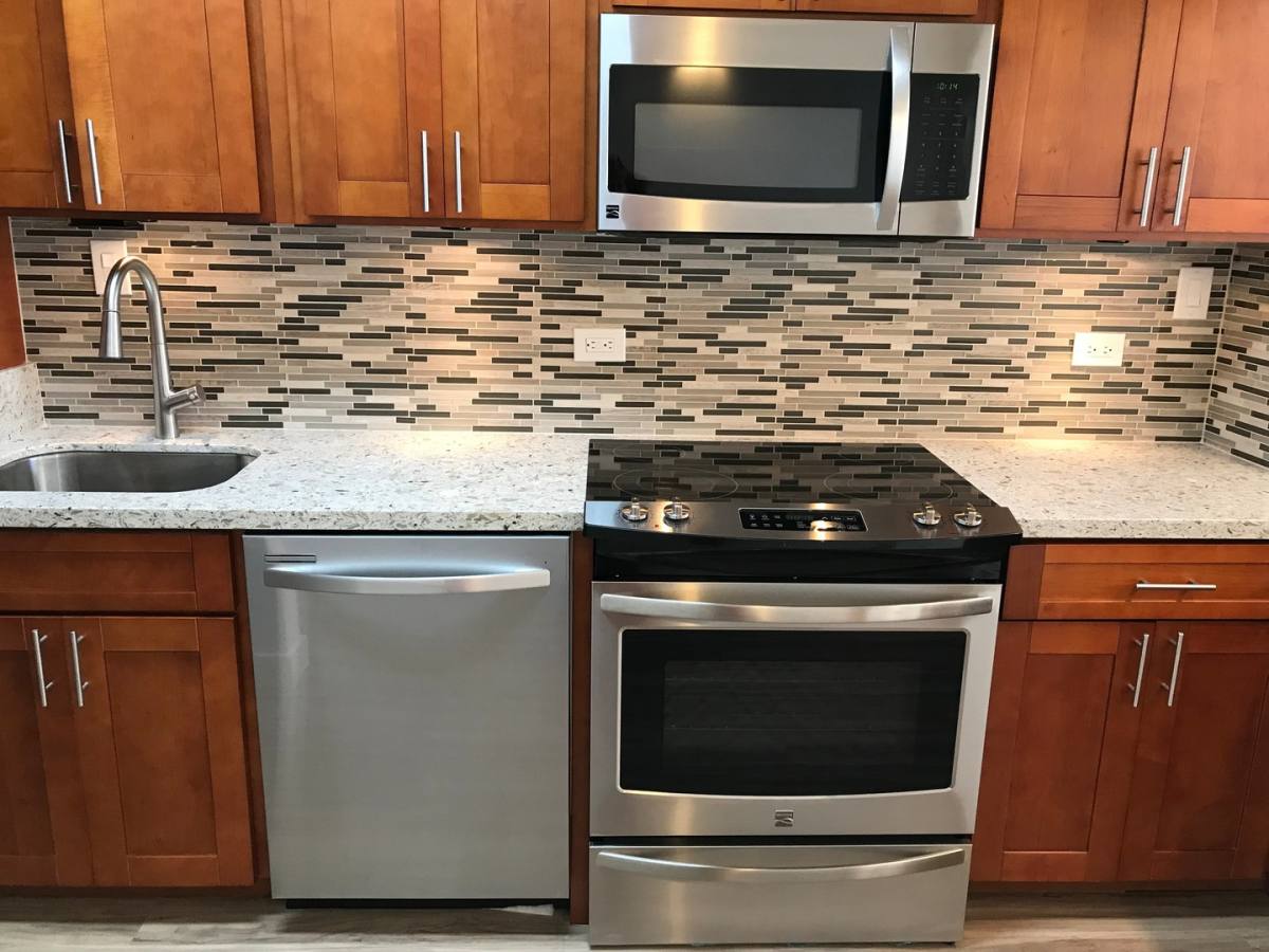 Apartment for rent at 1645 Ala Wai Blvd, Honolulu, HI 96815