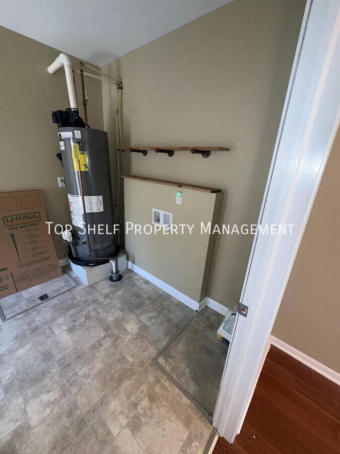 House for rent at 4148 Mattern Ave, Des Moines, IA 50317