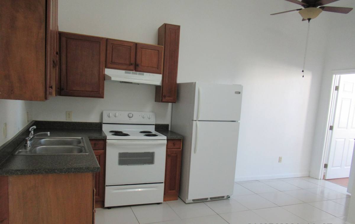Apartment for rent at 132 W Sycamore St, Willows, CA 95988