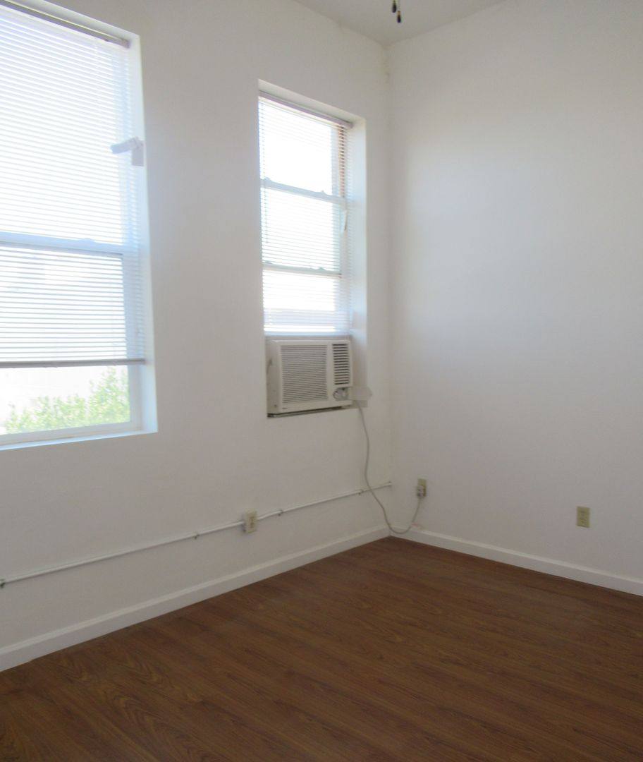 Apartment for rent at 132 W Sycamore St, Willows, CA 95988