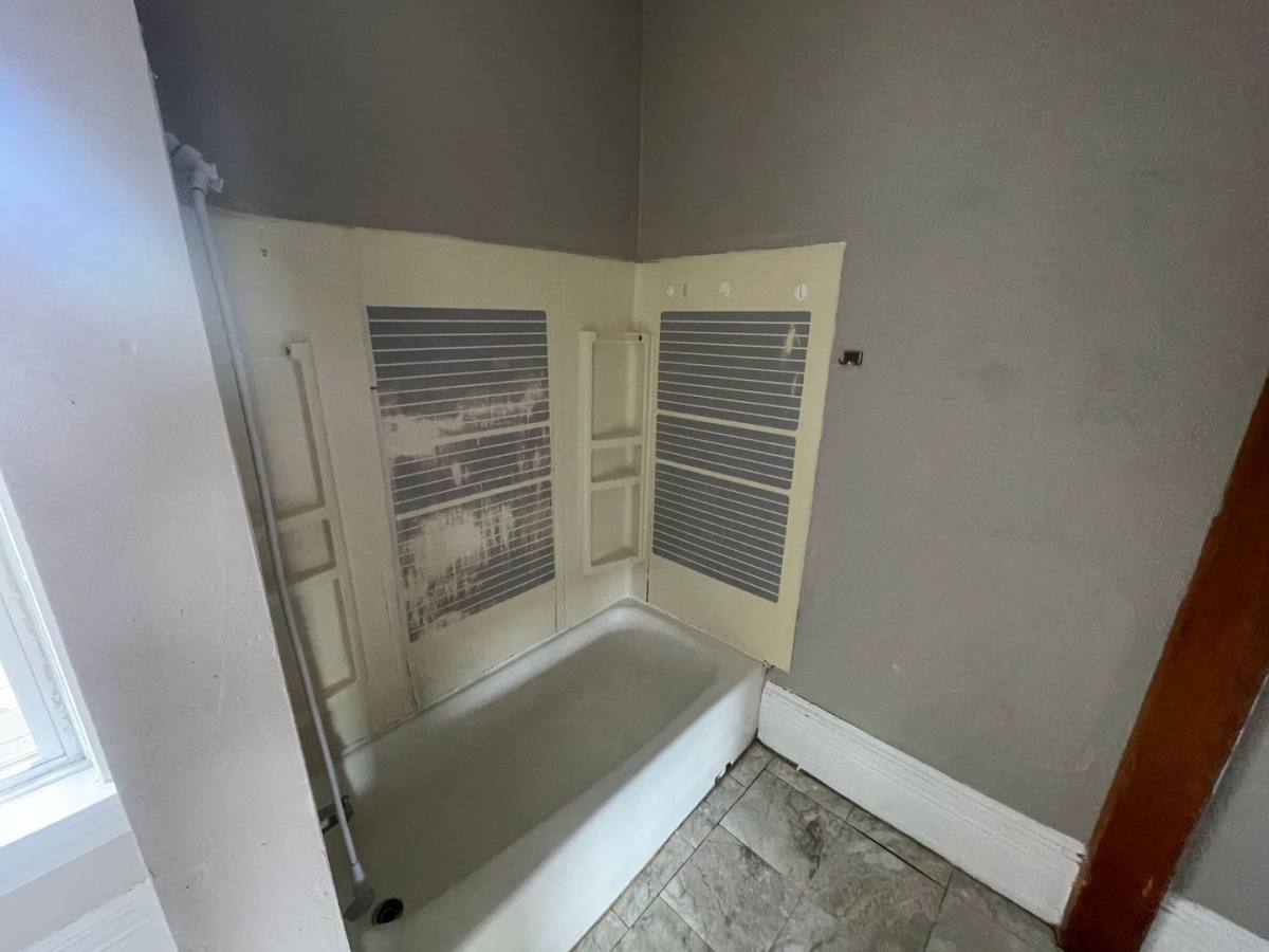Apartment for rent at 2143-2145 S 15th St, Milwaukee, WI 53215