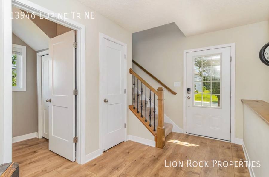Townhouse for rent at 13946 Lupine Tr NE, Prior Lake, MN 55372