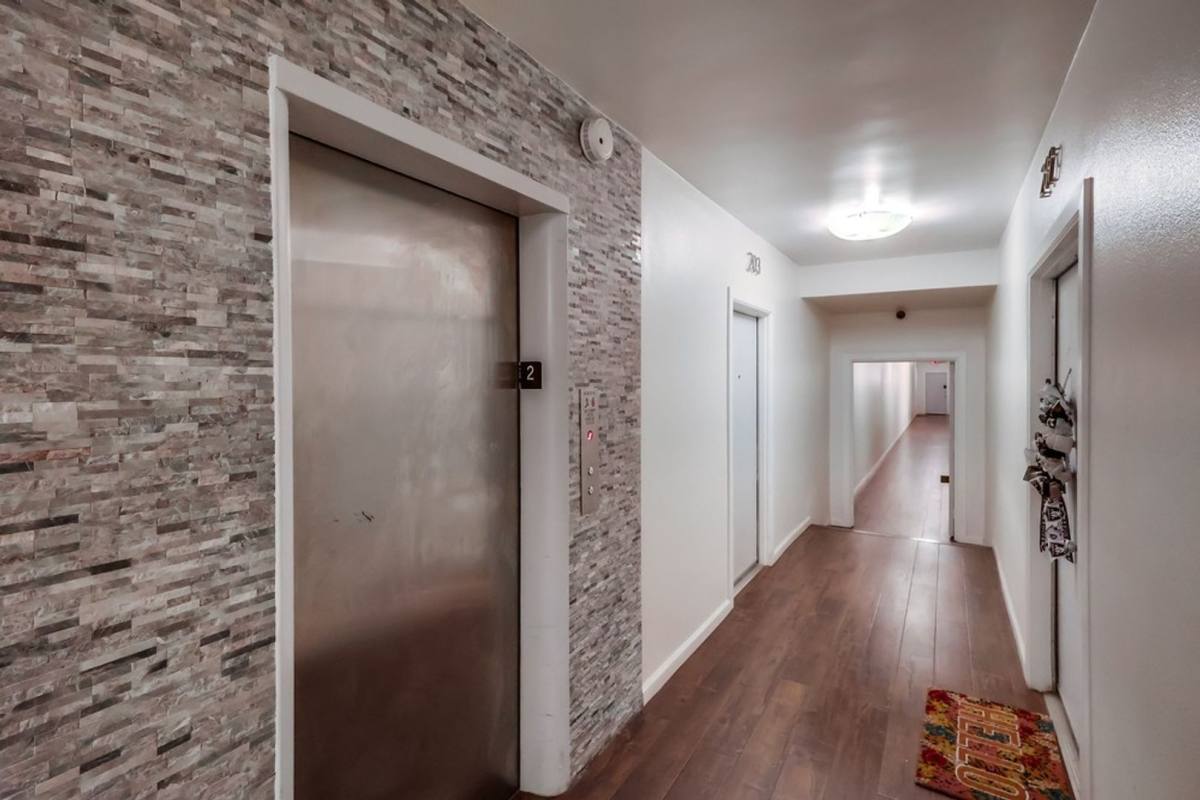 Apartment for rent at 537 Hyde Park Blvd #312, Inglewood, CA 90302