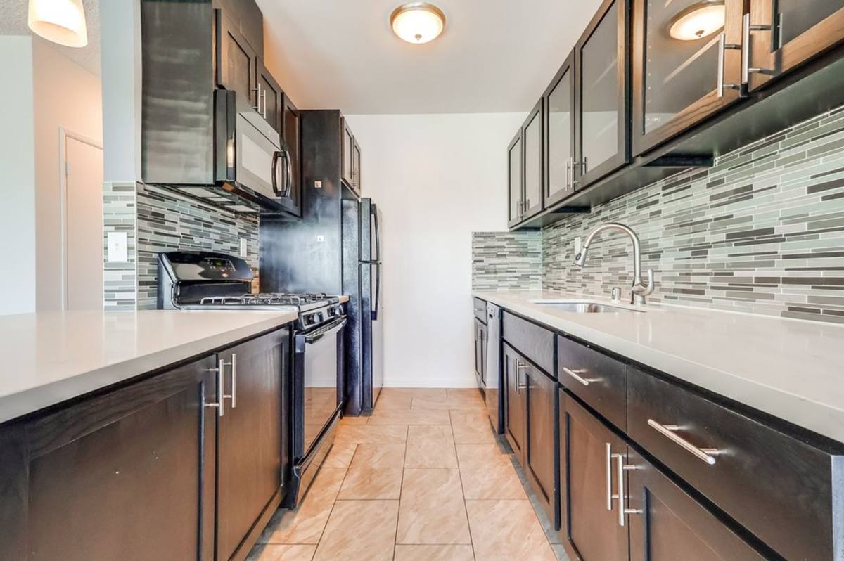 Apartment for rent at 537 Hyde Park Blvd #312, Inglewood, CA 90302