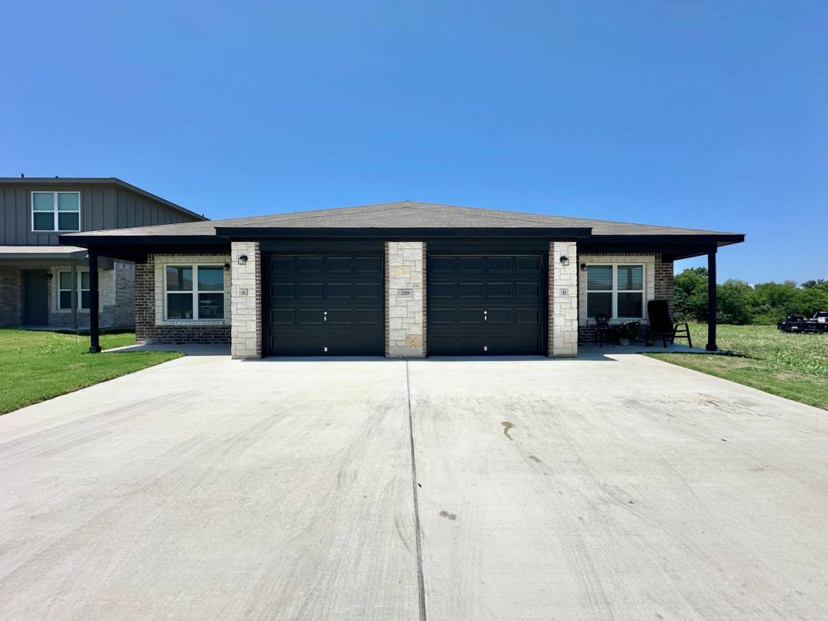 Apartment for rent at 218 B Dolphin Dr, Temple, TX 76501