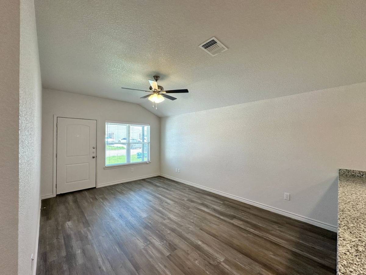 Apartment for rent at 218 B Dolphin Dr, Temple, TX 76501