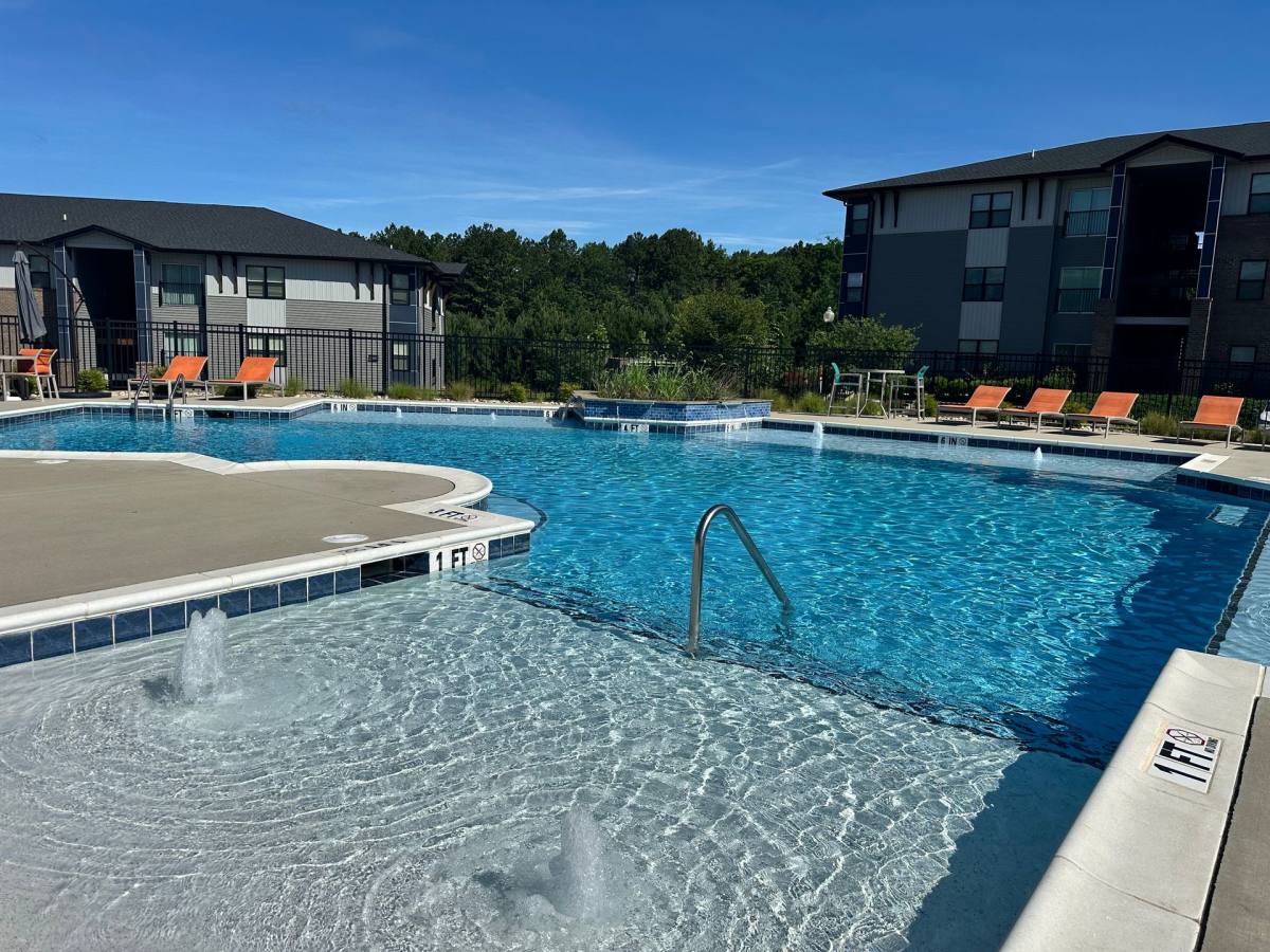 Apartment for rent at 1125 Old Graves Mill Rd, Lynchburg, VA 24502