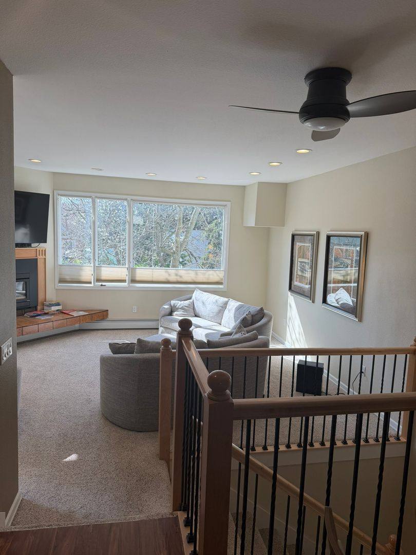 Townhouse for rent at 705 O St, Anchorage, AK 99501
