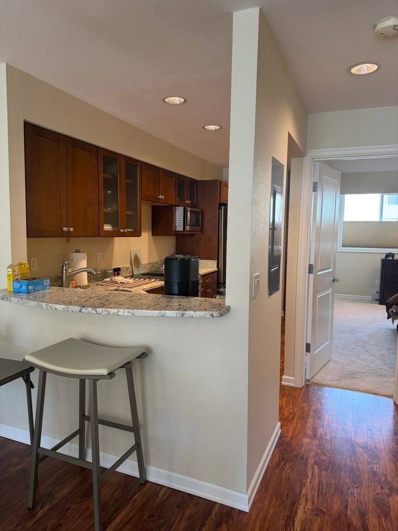 Townhouse for rent at 705 O St, Anchorage, AK 99501